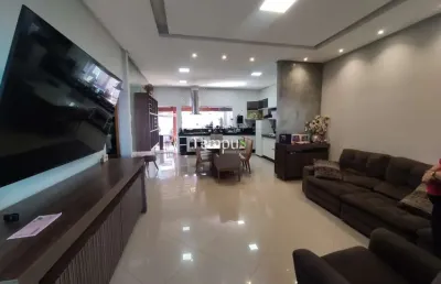 Casa com 3 quartos à venda na Rua Isa Lostracco, Jardim Planalto, Goiânia