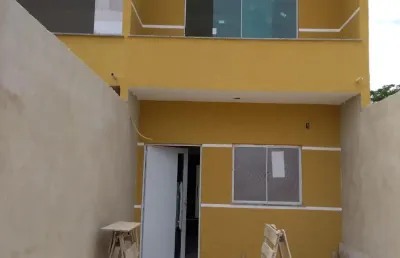 Linda casa dois qutaros em mesquiata/ rocha sobrinho r.j