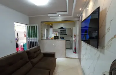Casa com 2 quartos à venda na Rua Virtude, 00, Centro, Mesquita
