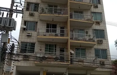 Apartamento à venda na Rua Argemiro Antônio da Silva, 395, Caonze, Nova Iguaçu
