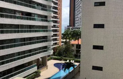 Excelente apartamento - ventilação sensacional - pertinho de tudo .