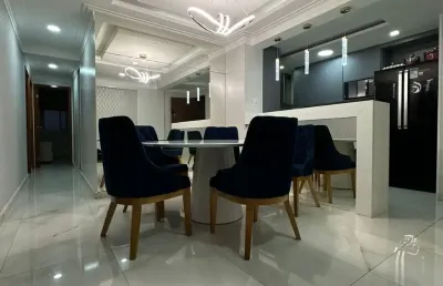 Apartamento diferenciado - totalmente reformado - vista mar - ventilação sensacional
