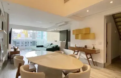 Imóvel duplex mobiliado e desocupado à venda no canto do forte, praia grande.
