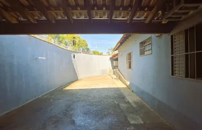 Casa com 3 quartos à venda na Rua Itajubá, 1600, Jardim Javari, Ribeirão Preto