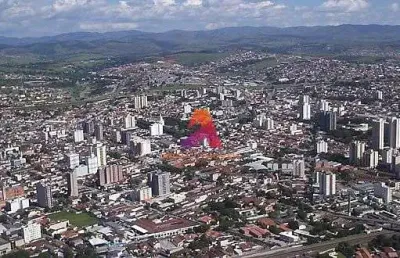 Terreno à venda no Jardim das Bandeiras, Taubaté 
