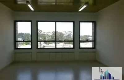 Sala 41m² , 2 vagas, no centro empresarial na rua do shopping