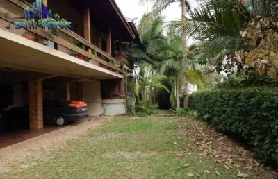 Casa estilo granjeiro, no coração da granja viana. terreno gigante