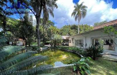 Casa contemporânea moderna integrada e prática. projeto único encantador!