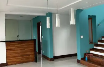 Casa contemporânea na granja viana, piscina, paisagismo, toda reformada.