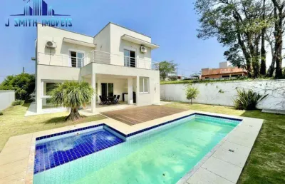 Casa linda, 4 suítes, piscina, cond. alto padrão na rua do shopping gv