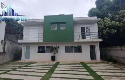 Casa nova 3 dorm 1 suite, com planejados novos, 2 vagas, condomínio fechado