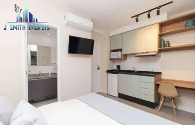 Studio 24m², todo reformado, com armários, linda decoração.