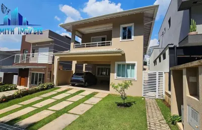 Casa 3 suítes, 220m², ampla , isolada, cond. fechado, cotia, km 26.