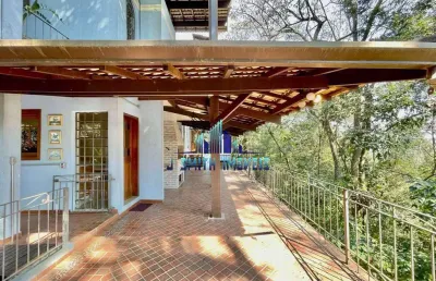 Cond forest hills - estilo, privacidade, natureza, bom gosto! 4 suítes.