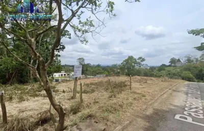Área 2.996,00 m² c/ projeto aprovado p/ condomínio de 10 casas!