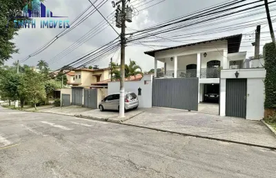 Casa 4 suítes, salão, escritório, adega, 7vagas (4 cobertas).granja vianna.