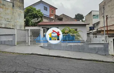 Bela casa com 2 dormitórios, jardim, escritório mais 2 vagas no jd. calux em são bernardo do campo