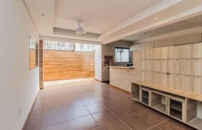 Casa em condomínio com 3 dormitórios, churrasqueira e 1 vaga de garagem no bairro ipanema