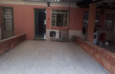Casa com 2 quartos à venda na Avenida João Antônio Silveira, 885, Restinga, Porto Alegre