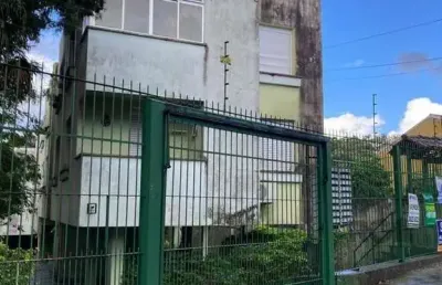 Apartamento de 2 dormitórios com 1 vaga no bairro nonoai