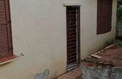 Casa com 2 quartos para alugar na Rua Encruzilhada do Sul, 40, Nonoai, Porto Alegre