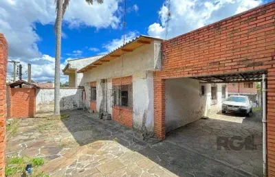 Terreno à venda na Rua Álvaro Nicofé, 150, Vila Jardim, Porto Alegre