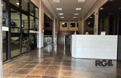 Sala comercial para alugar na Avenida Teresópolis, 2958, Teresópolis, Porto Alegre