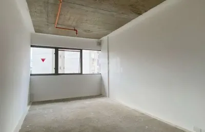 Sala comercial à venda na Avenida Assis Brasil, 4500, São Sebastião, Porto Alegre