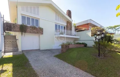 Casa com 3 quartos à venda na Rua Manauê, 76, Vila Assunção, Porto Alegre