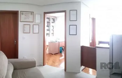 Excelente sala comercial no centro/indepêndencia com area privativa de 31m²