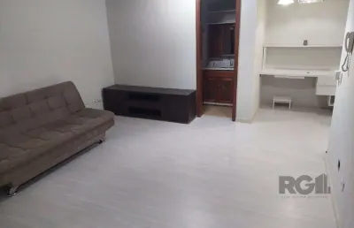 Kitnet / Stúdio à venda na Avenida Saturnino de Brito, 380, Vila Jardim, Porto Alegre