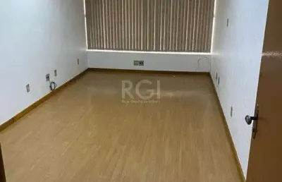 Sala comercial à venda na Rua Vigário José Inácio, 399, Centro Histórico, Porto Alegre