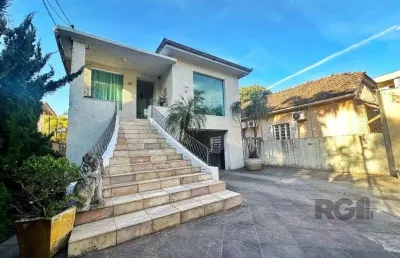 Casa comercial ou residencial com 14 vagas próxima á av. teresópolis