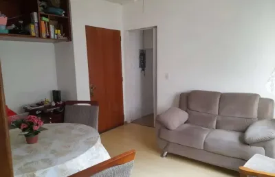 Apartamento com 02 dormitórios com estacionamento convenção