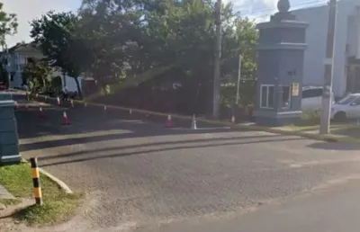 Casa com 3 quartos à venda na Rua Embira, 101, Hípica, Porto Alegre