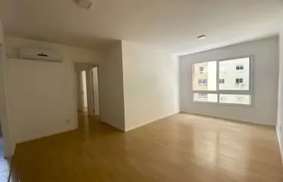 Apartamento de 3 dormitórios, 1 suíte e uma 1 vaga coberta.
