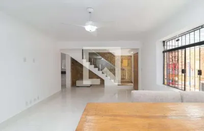 Casa com 2 quartos à venda na Rua dos Bancários, 44, Mooca, São Paulo