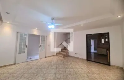 Casa com 2 quartos à venda na Rua Pinto da Luz, 1233, Vila Ema, São Paulo