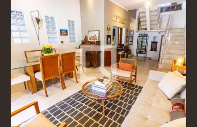Casa com 3 quartos à venda na Rua Romeu Bertelli, 80, Belém, São Paulo