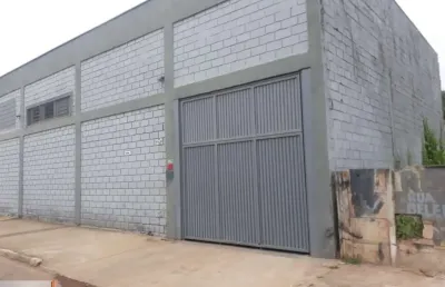 Galpão de 412 m² em atibaia ,fácil acesso a rodovia