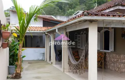 Casa com 4 dormitórios à venda, 160 m² por r$ 495.000,00 - sumaré - caraguatatuba/sp