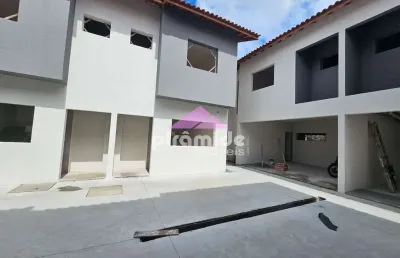 Casa com 2 dormitórios à venda, 79 m² por r$ 440.000,00 - cidade jardim - caraguatatuba/sp