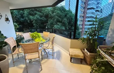 Apartamento 2 suítes porteira fechada na  ladeira da barra