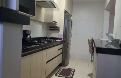 Apartamento com 2 quartos sendo 1 suíte para locação, caiçara.