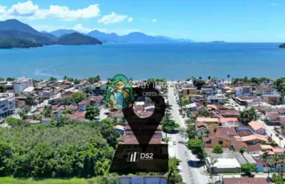 Lançamento a 300 metros da orla do itaguá, ubatuba.