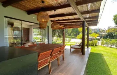 Casa em condomínio fechado com 3 quartos à venda na Ladeira Do Castelo Garcia Dávila, 100, Praia do Forte, Mata de São João
