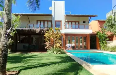 Linda casa com 5 suítes a 100 mtrs da praia no condomínio enseada praia da espera !