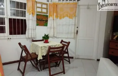Quarto e sala térreo ao lado da vila de praia do forte !
