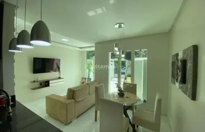 Casa aconchegante no tarumã – semi-mobiliada, morada dos nobres com 2 quartos e segurança total.