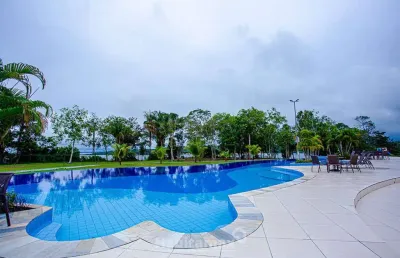 Construa a casa dos seus sonhos nesse lote de esquina no condomínio residencial praia dos passarinhos.